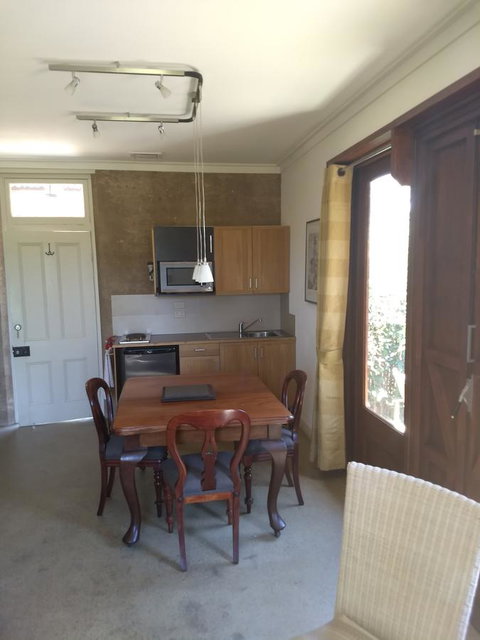 Hotham Ridge Estate - Accommodation in Bendigo 12