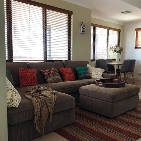 Mullaloo Beachfront Retreat - Accommodation in Bendigo 2