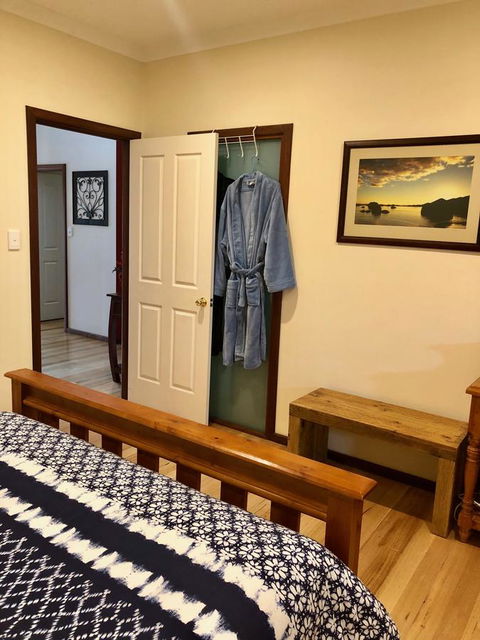 Denmark Reflections - Accommodation in Bendigo 4