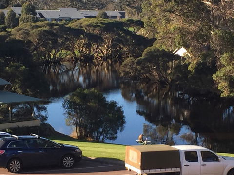 Denmark Reflections - Accommodation in Bendigo 13