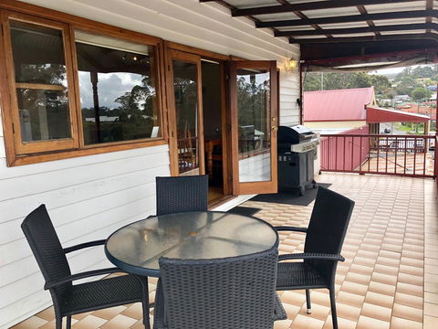 Denmark Reflections - Accommodation in Bendigo 1