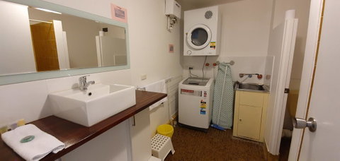 West Beach Lagoon 202 - Quiet & Ground Floor! - Accommodation in Bendigo 8