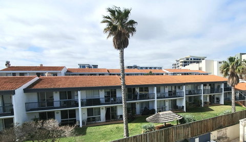 West Beach Lagoon 202 - Quiet & Ground Floor! - Accommodation in Bendigo 19