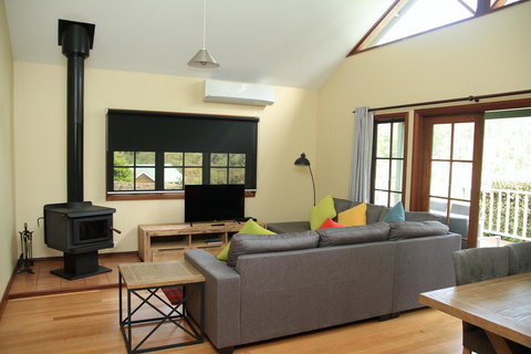 Riverglen Chalets - Accommodation in Bendigo 12