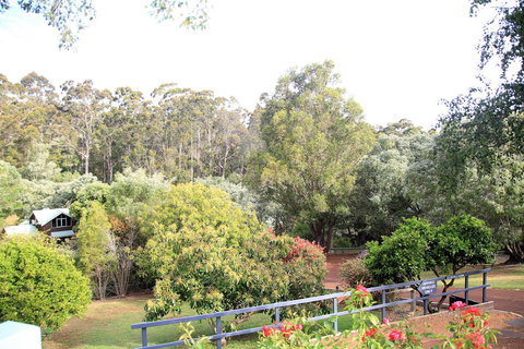 Riverglen Chalets - Accommodation in Bendigo 10