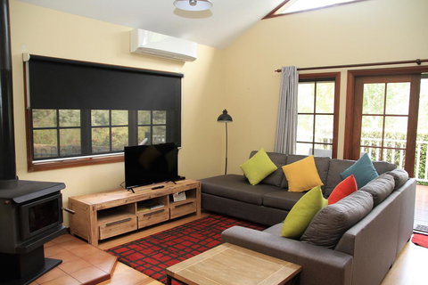Riverglen Chalets - Accommodation in Bendigo 13
