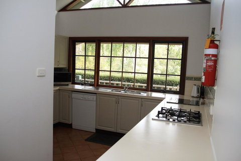 Riverglen Chalets - Accommodation in Bendigo 8