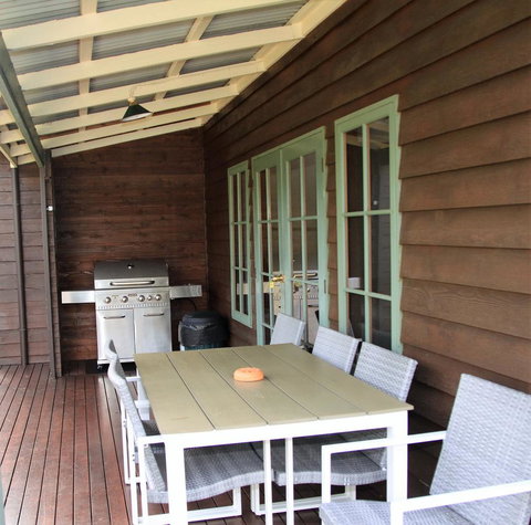 Riverglen Chalets - Accommodation in Bendigo 18