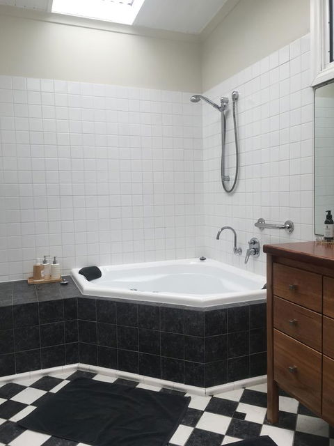 Lotti's House - Accommodation in Bendigo 7