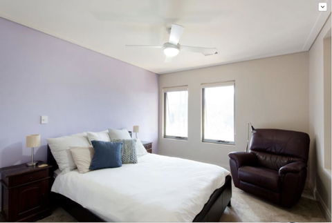Adele's Luxury South Beach Apartment With King Bed - Accommodation in Bendigo 6