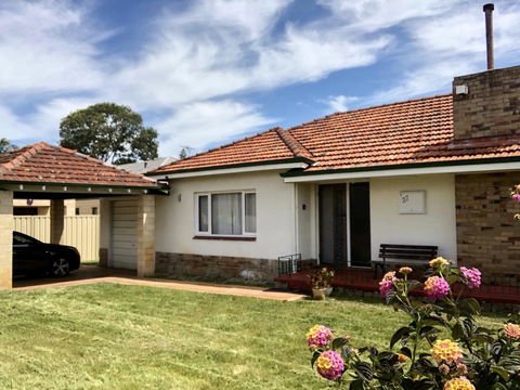 Inglewood Comfort - Accommodation in Bendigo 9