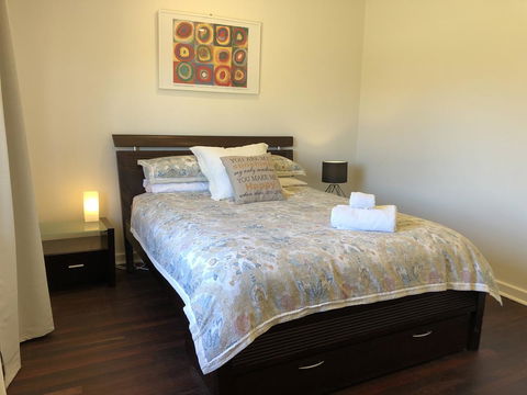 Inglewood Comfort - Accommodation in Bendigo 7