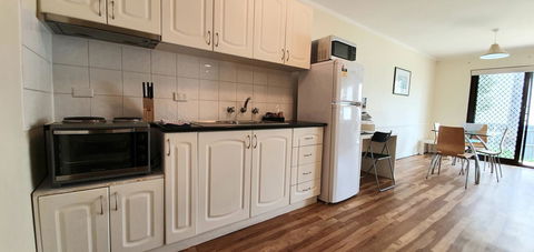 West Beach Lagoon 208 â€“ Great Value! - Accommodation in Bendigo 11
