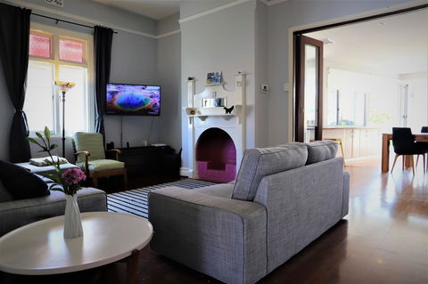Fremantle Heritage Home For You To Enjoy! - Accommodation in Bendigo 17