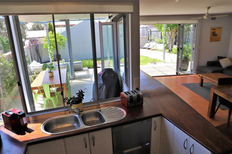 Fremantle Heritage Home For You To Enjoy! - Accommodation in Bendigo 7