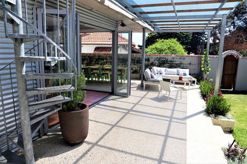Fremantle Heritage Home For You To Enjoy! - Accommodation in Bendigo 10