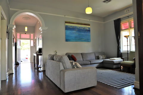 Fremantle Heritage Home For You To Enjoy! - Accommodation in Bendigo 21