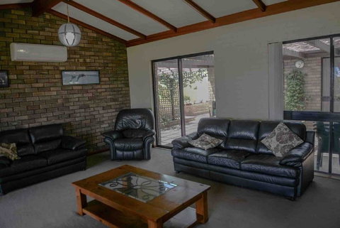 Geraldton Holliday Villas - Accommodation in Bendigo 7