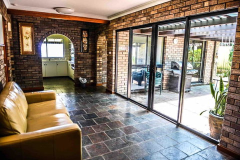 Geraldton Holliday Villas - Accommodation in Bendigo 11