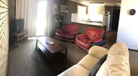 Geraldton Holliday Villas - Accommodation in Bendigo 15