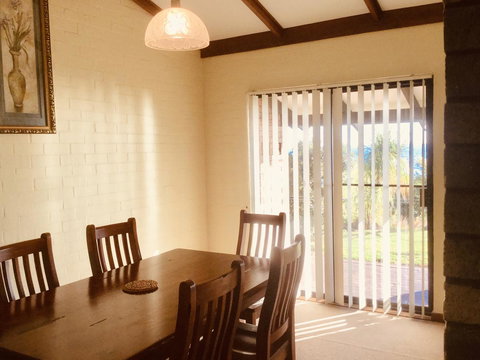 Geraldton Holliday Villas - Accommodation in Bendigo 29