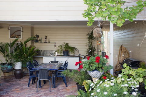 Fremantle Local Beach Studio - Accommodation in Bendigo 11