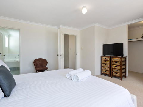 Cooper Street - Accommodation in Bendigo 7