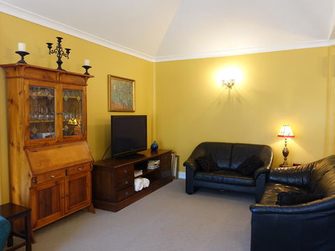 The Blacksmiths Cottage - Accommodation in Bendigo 11