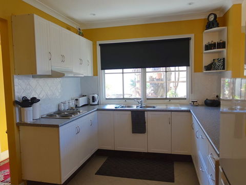 The Blacksmiths Cottage - Accommodation in Bendigo 13