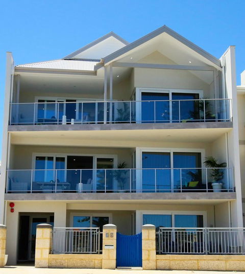 Studio Style Mindarie Marina - Accommodation in Bendigo 9