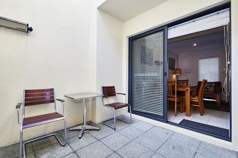 Fremantle Townhouse Unit 6 - Accommodation in Bendigo 2