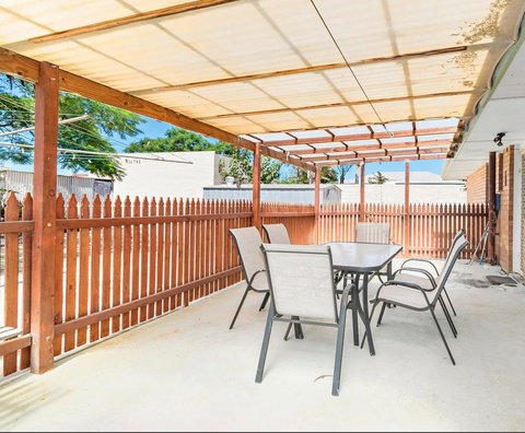 The Bluff Point - Accommodation in Bendigo 2