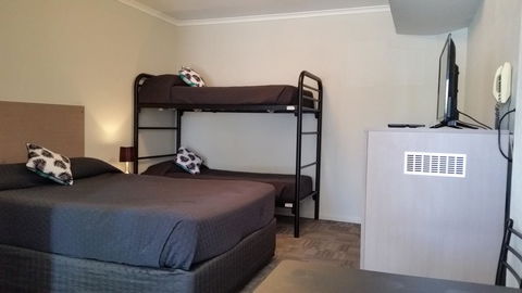 Mandurah Foreshore Motel - Accommodation in Bendigo 1