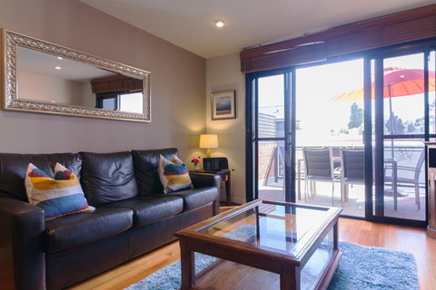 Cloisters - Accommodation in Bendigo 4