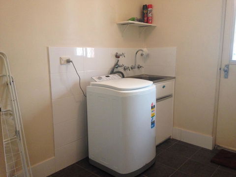 â˜… Stylish Family Home! â˜… - Accommodation in Bendigo 23