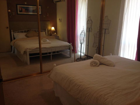 â˜… Stylish Family Home! â˜… - Accommodation in Bendigo 9