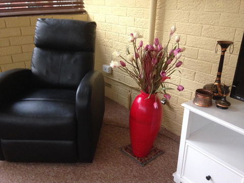 â˜… Stylish Family Home! â˜… - Accommodation in Bendigo 4