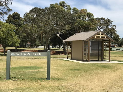 Gerring Court With Free 1 Car Bay Parking - Accommodation in Bendigo 22