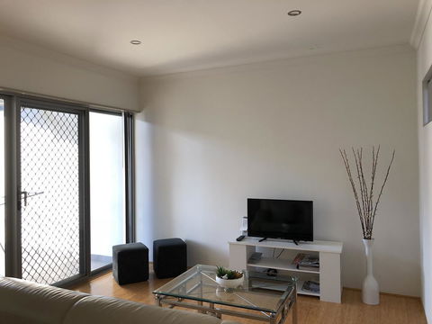 Gerring Court With Free 1 Car Bay Parking - Accommodation in Bendigo 12