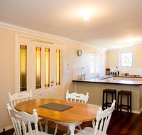 Yvonnes Rest Holiday Home - Accommodation in Bendigo