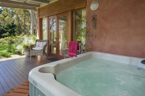 Innisfree Mountain Retreat - Accommodation in Bendigo 3