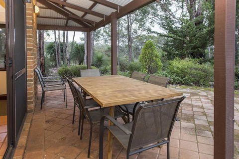 A Hidden Bush Delight - Accommodation in Bendigo 12