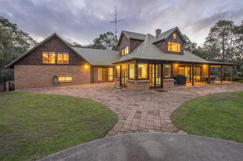 A Hidden Bush Delight - Accommodation in Bendigo 4