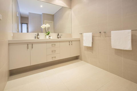 Calm Waters - Accommodation in Bendigo 3