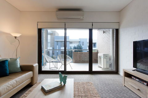 Beachside Living - South Fremantle - Accommodation in Bendigo 13