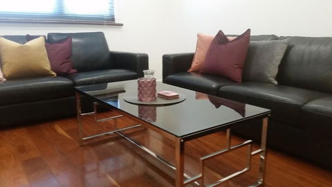 Leisurely Manor - Spacious Three Bedroom Home In Fremantle - Accommodation in Bendigo 15