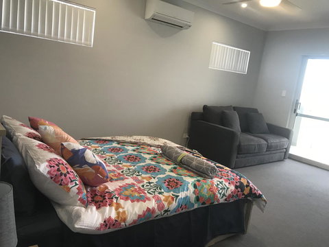 Beach House At SeaScapes.. - Accommodation in Bendigo 10
