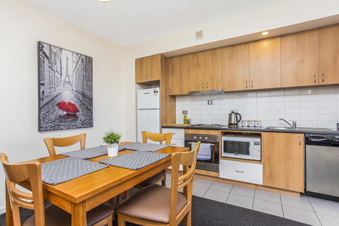 508 Stupendous Sunsets & Views Pool Gym Parking - Accommodation in Bendigo 20