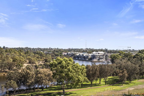 508 Stupendous Sunsets & Views Pool Gym Parking - Accommodation in Bendigo 31