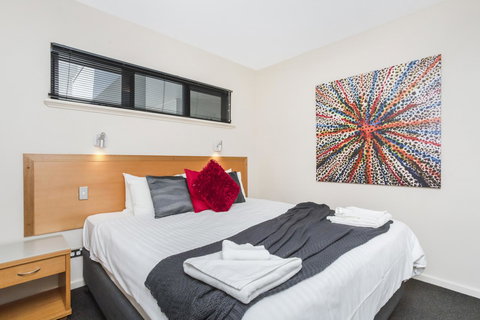 508 Stupendous Sunsets & Views Pool Gym Parking - Accommodation in Bendigo 0